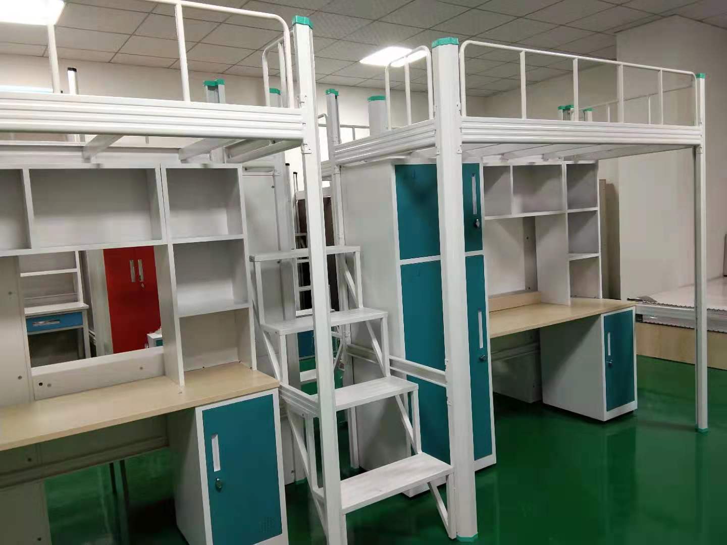 雙層木床與雙層鐵床的優(yōu)缺點 雙層木床與雙層鐵床的優(yōu)缺點