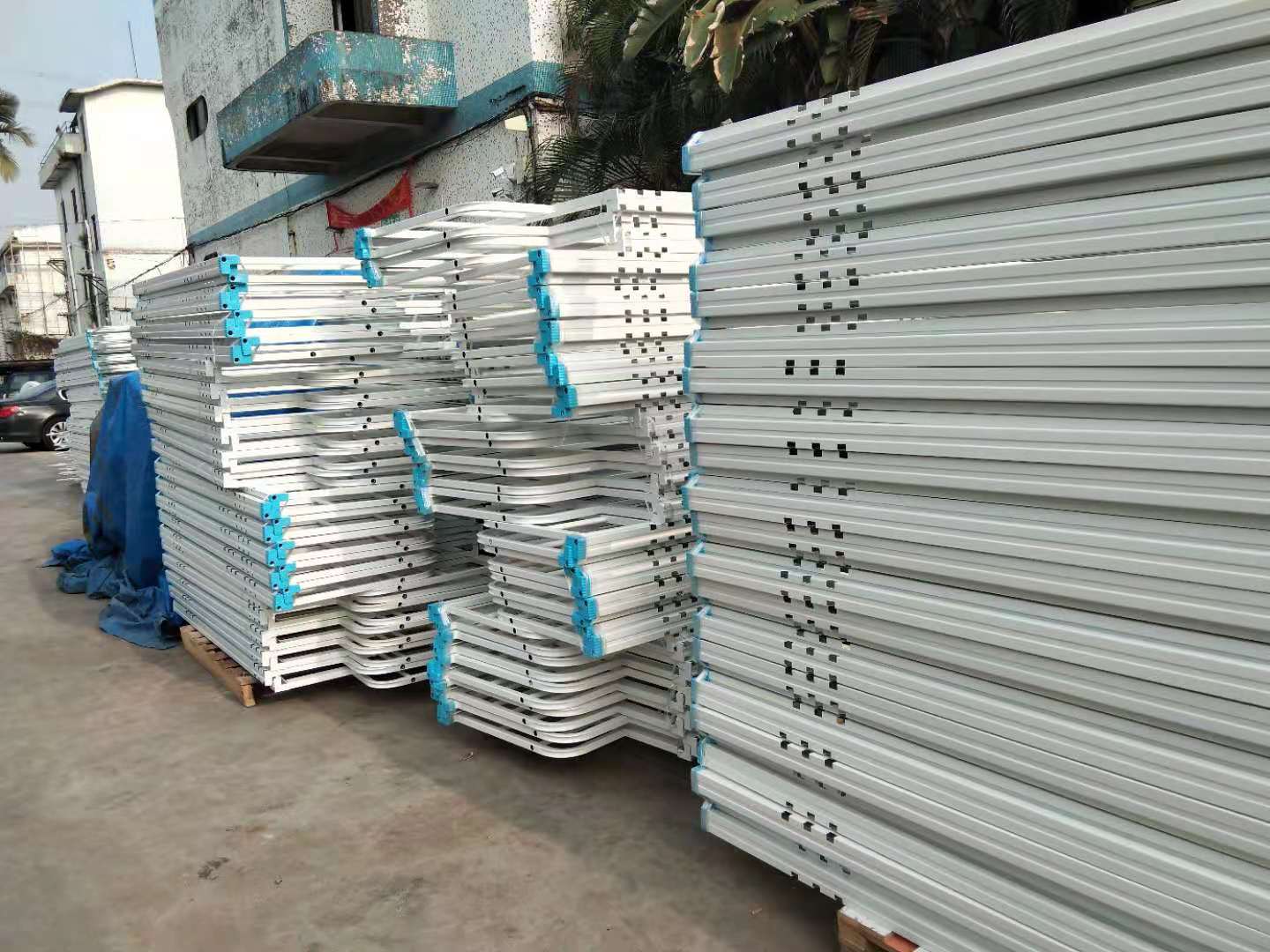 廠區(qū)堆滿鐵床，怎么辦？