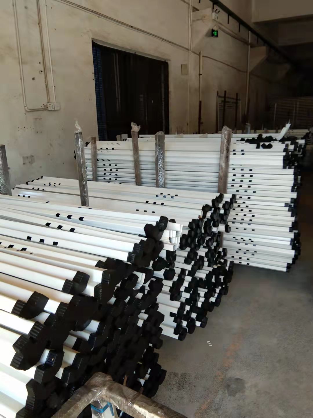 單人雙層鐵床有什么特點 單人雙層鐵床有什么特點